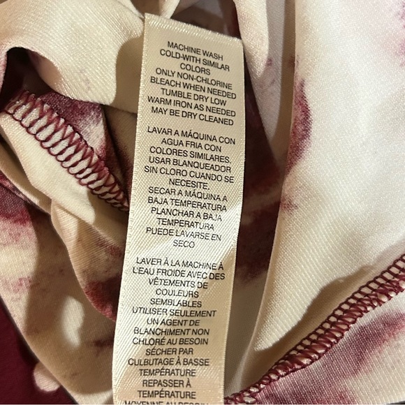 White House Black Market Polka Dot and Floral Tie Back Halter Neck Top - Picture 8 of 8